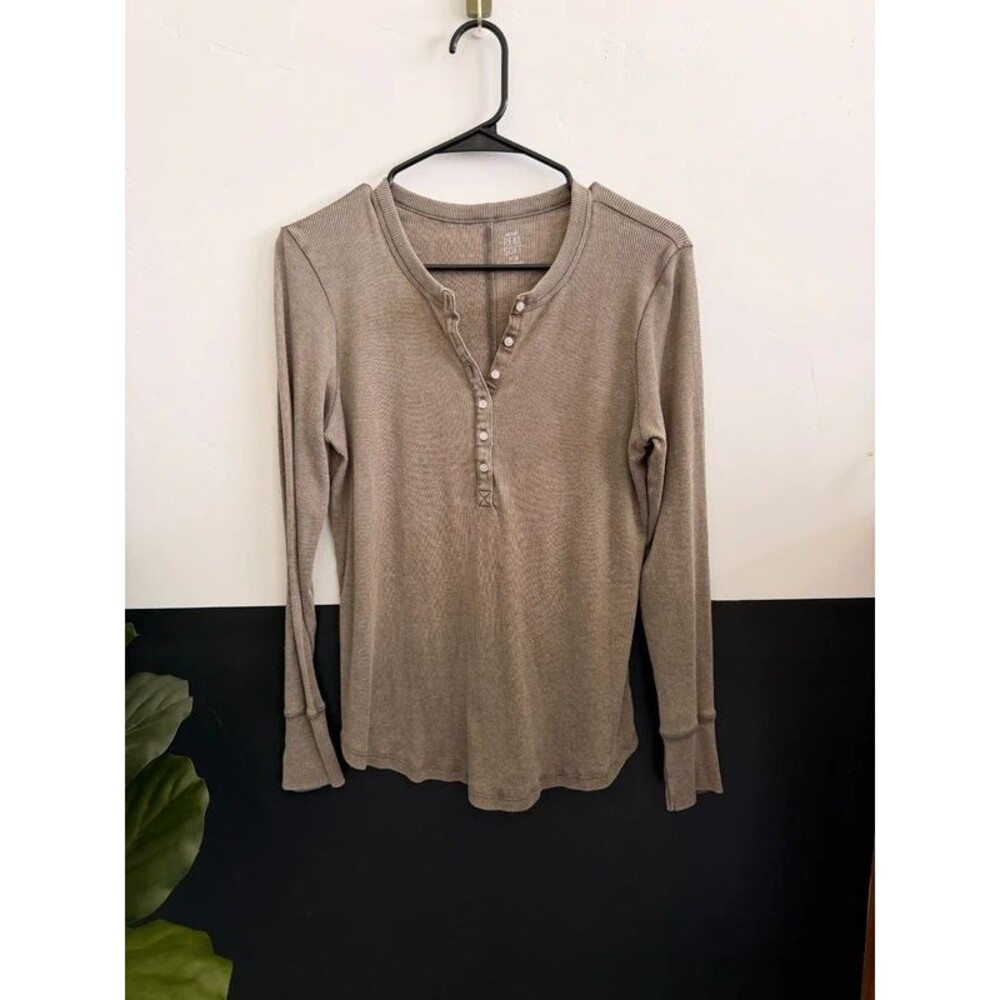 Aerie Size Medium Henly Top